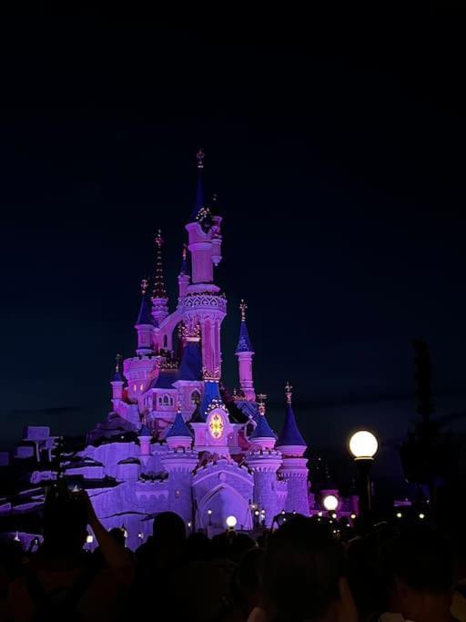 Le Petit Cocon De Kintana -Disney-Parking Meaux Luaran gambar